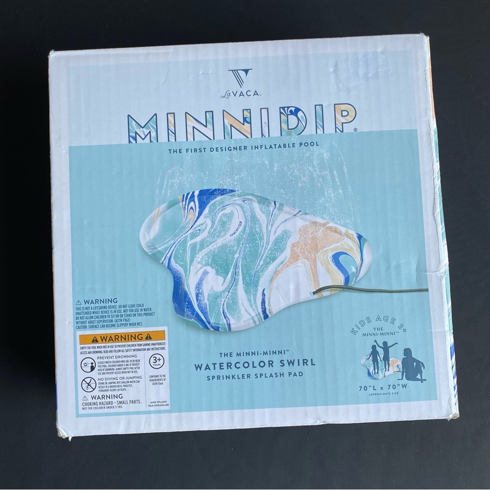 Lava a Minnidip inflatable pool